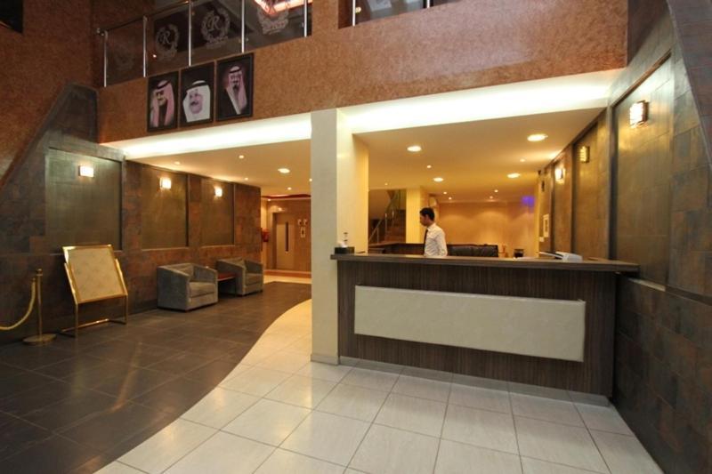 Raoum Inn 'Ar'ar Esterno foto